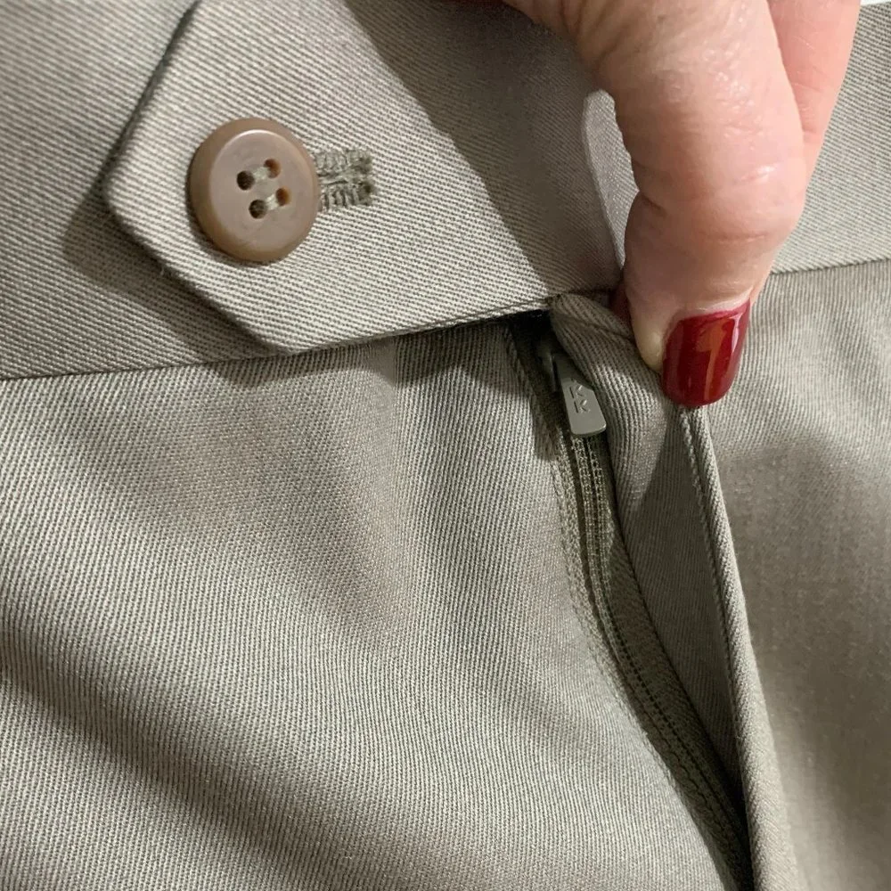 NWT, RBM 44x32 Men's Khaki Dress Pant, Pleated & Cuffed, 100% wool, Lined